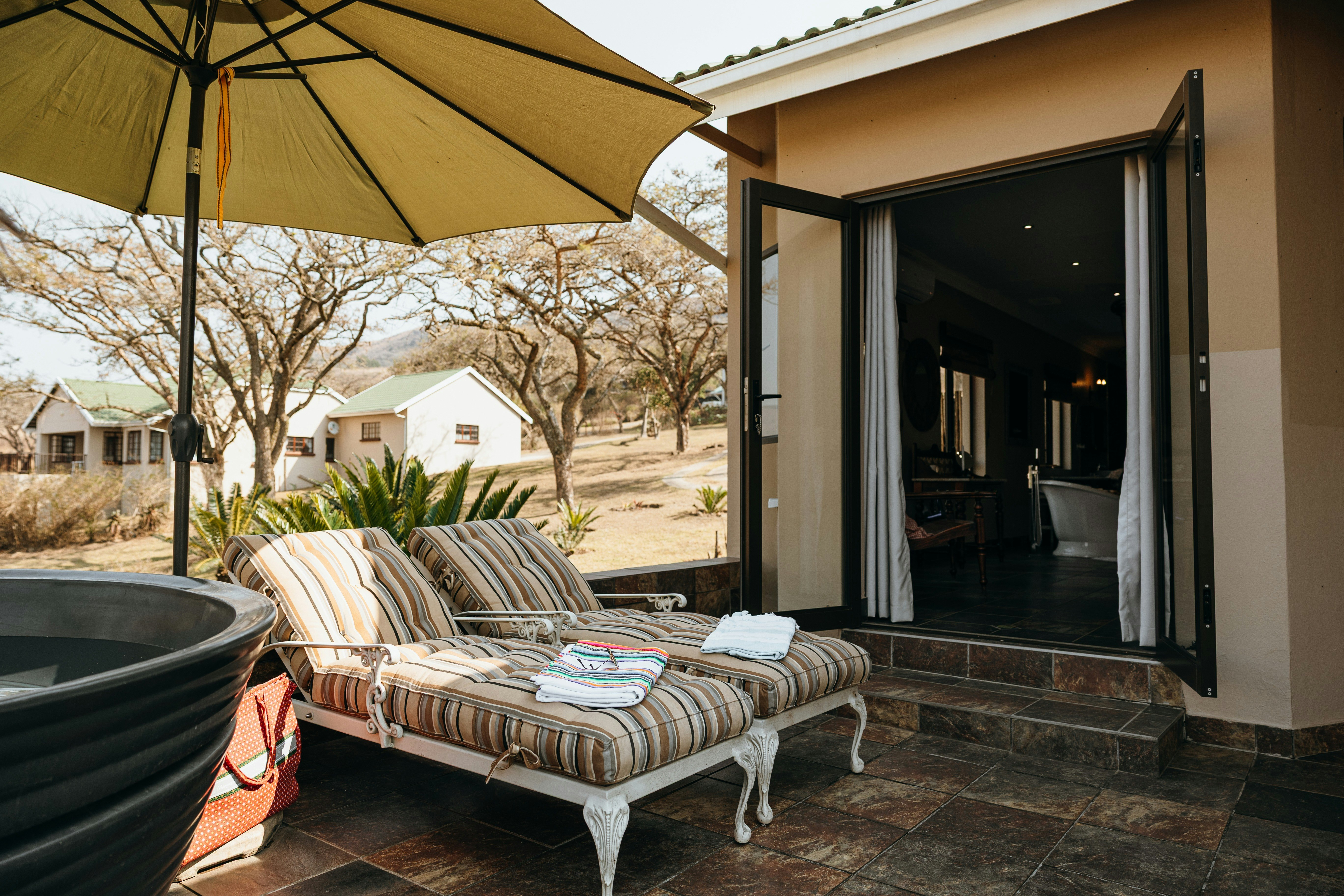 Tranquility Ukuthula Self Catering Game Farm House with Hot Tub image no 89 of 118