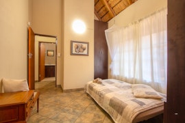 Kruger National Park South Accommodation at Henne's Rest | Viya