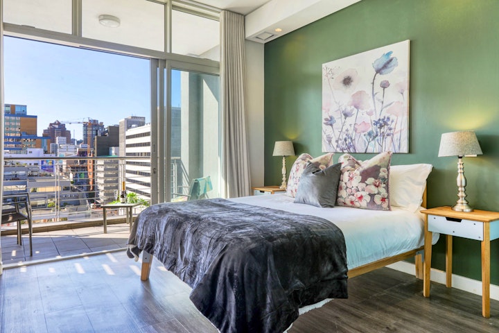 Western Cape Accommodation at Colourful City Balcony Apartment | Viya