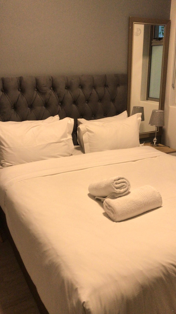 Johannesburg Accommodation at Easy Stay - Median 109 | Viya