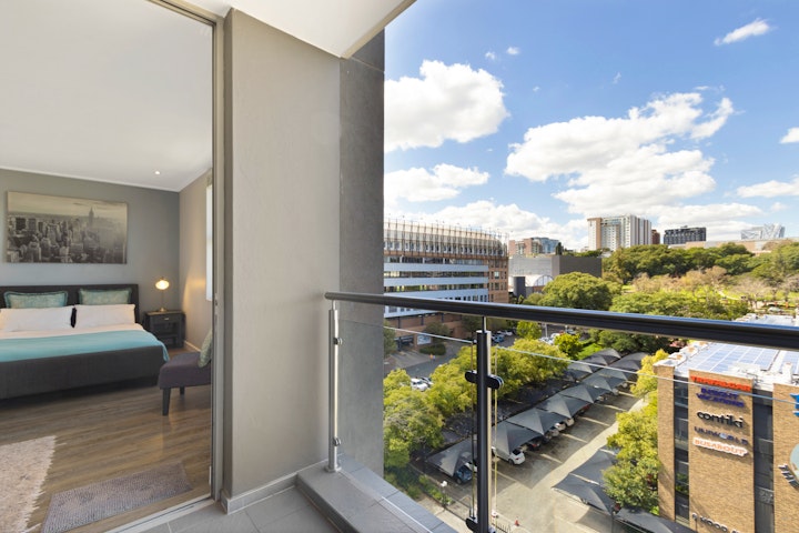 Gauteng Accommodation at The Apex on Smuts - Apartment 607 | Viya