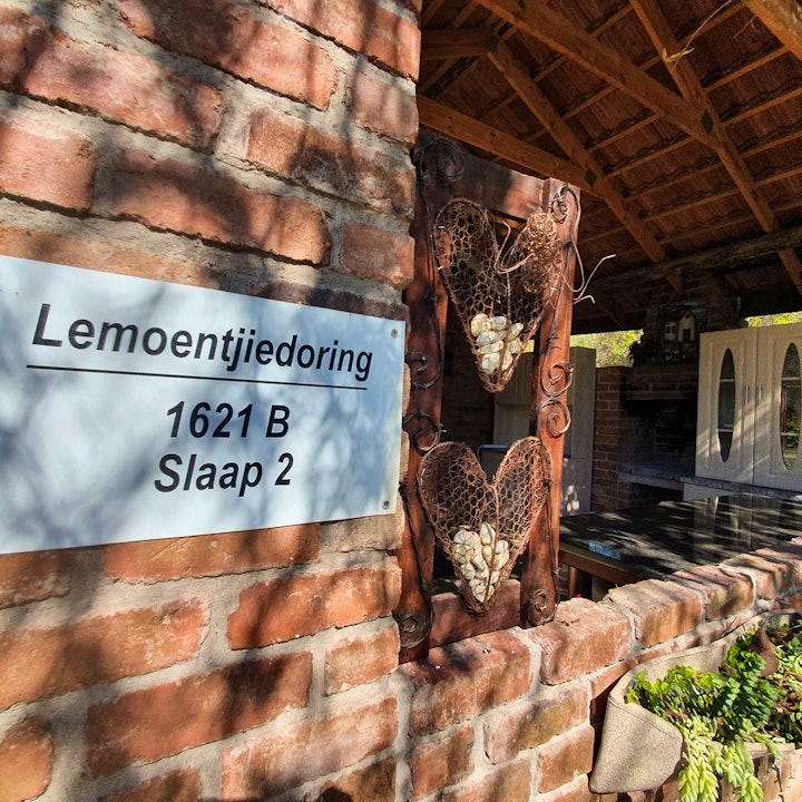 Mpumalanga Accommodation at Doringpoort: Lemoentjiedoring 1621 Self-catering Accommodation | Viya