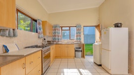 Struisbaai Accommodation at Hoofstraat 100 | Viya