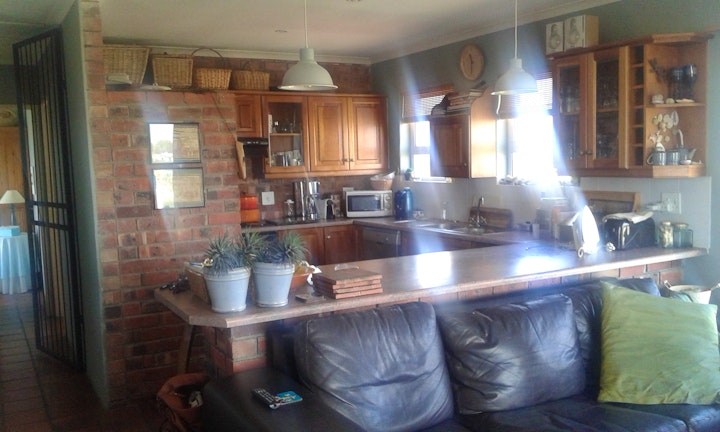 Overberg Accommodation at Disaweg Strandhuis | Viya