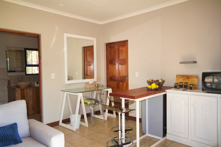 Cradle Of Humankind Accommodation at Karee & Wild Olive Guest Lodge | Viya