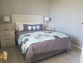 Struisbaai Accommodation at Ocean Breeze Cottage | Viya