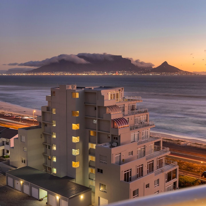 Cape Town Accommodation at Ocean View B901 | Viya