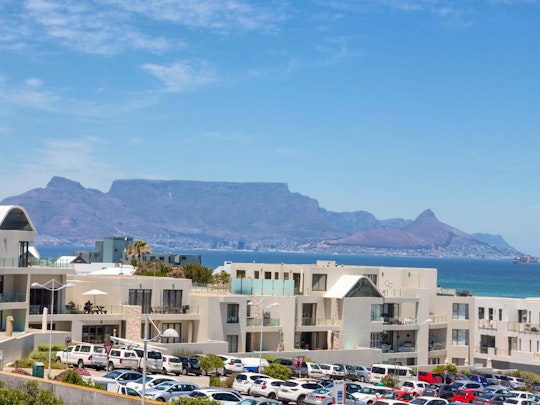 Bloubergstrand Accommodation at  | Viya