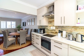 Atlantic Seaboard Accommodation at Vicmor Court 22 | Viya