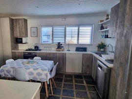 Cape Town Accommodation at Sun Kiss Beach Cottage Melkbosstrand | Viya