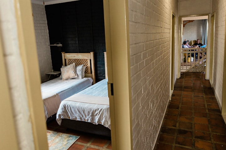 North West Accommodation at The Gallery Lounge | Viya