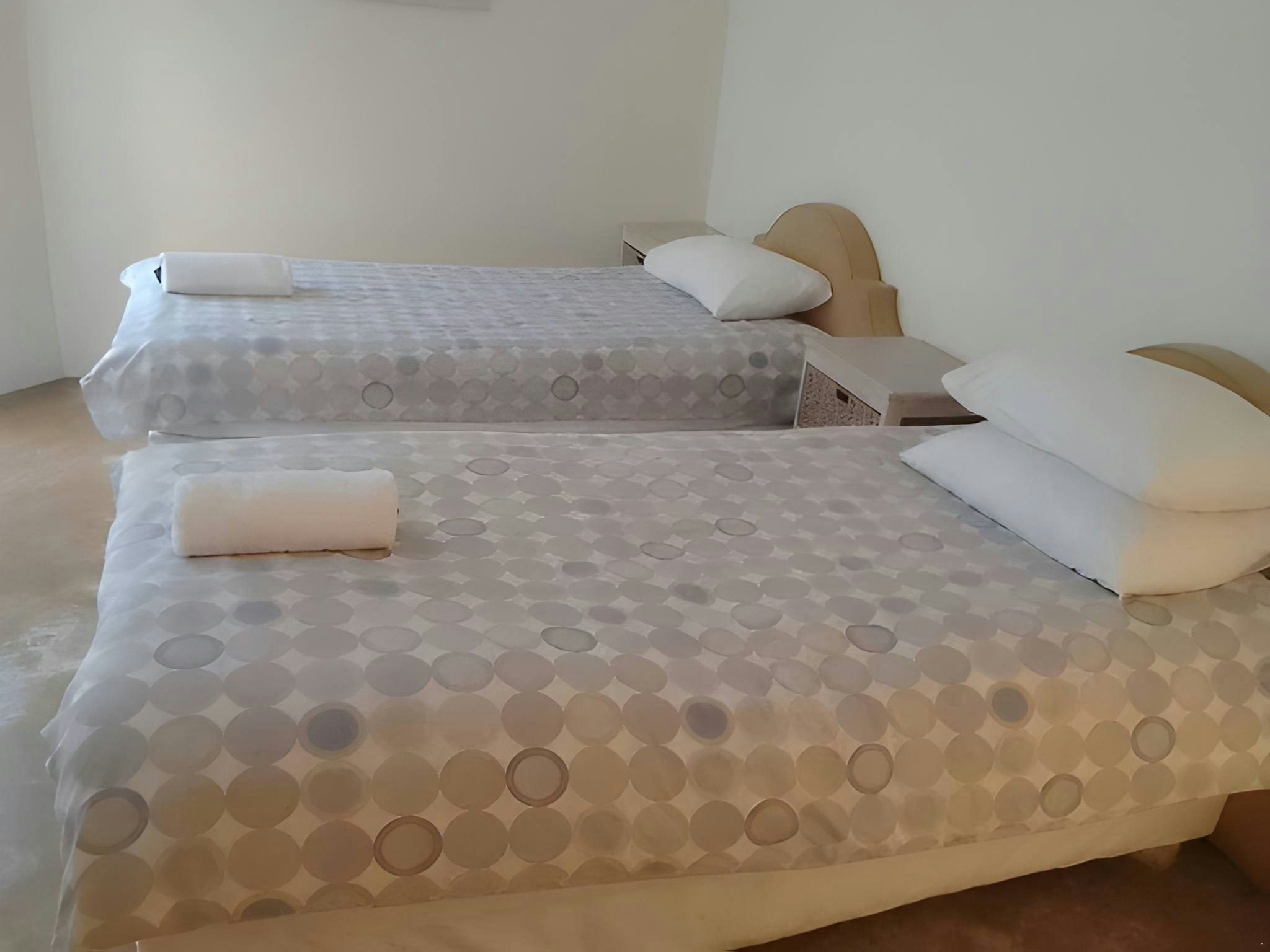 Knot 4 Sail image no 18 of 27