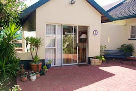 Johannesburg Accommodation at SleepEezy Cottages | Viya