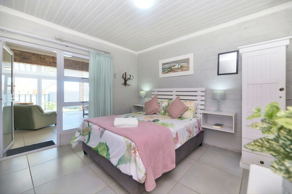 Struisbaai Accommodation at  | Viya