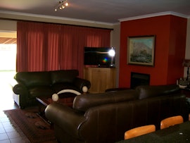 Overberg Accommodation at 12A on Fourie Street - W2 | Viya