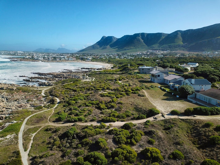 Western Cape Accommodation at Seapearl Oceanfront Villa and Cottage | Viya