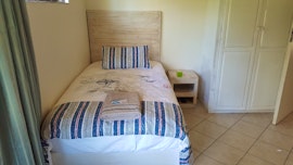 Port Edward Accommodation at Umdeni Beach Cottage | Viya