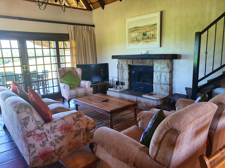 Drakensberg Accommodation at Adel Cottage | Viya