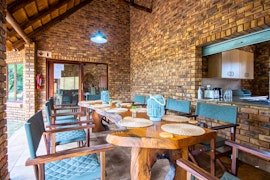 Dinokeng Game Reserve Accommodation at Kierieklapper Lodge | Viya