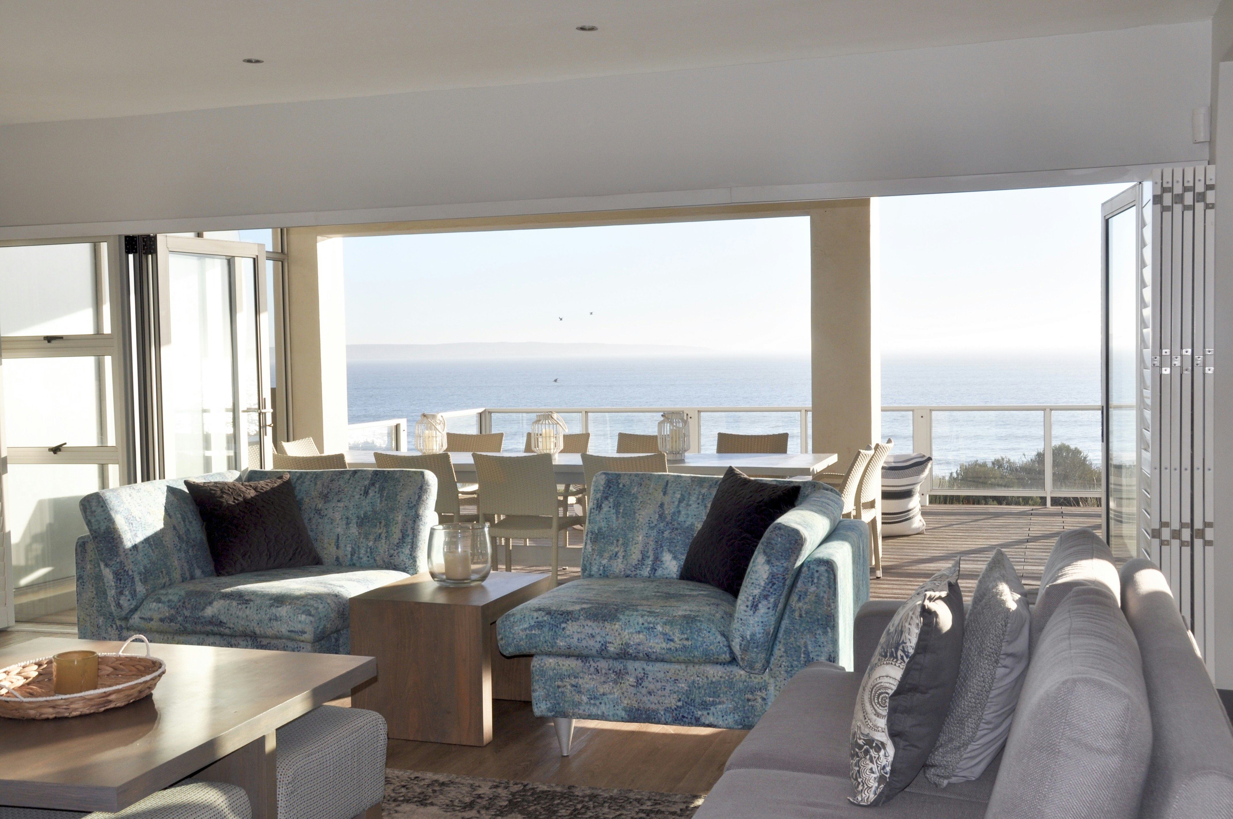 Calypso Beach HouseLangebaan LekkeSlaap