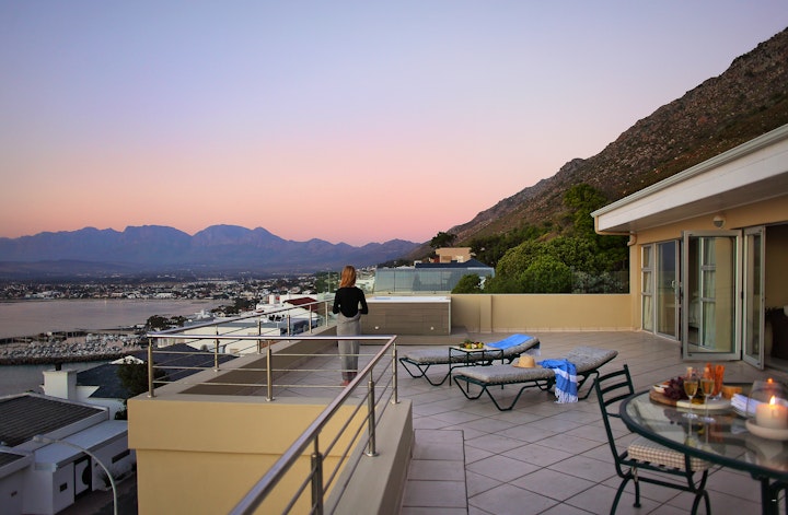 Cape Town Accommodation at Bayview | Viya