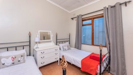 Struisbaai Accommodation at Main 38 | Viya