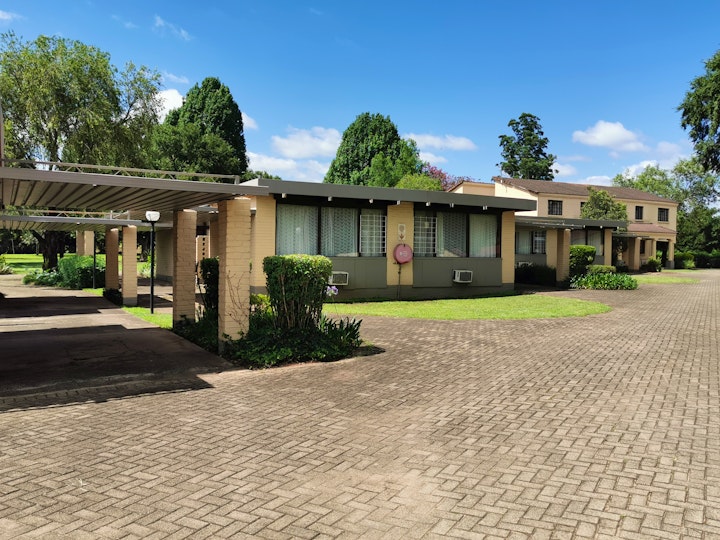 Panorama Route Accommodation at Floreat Riverside Lodge | Viya