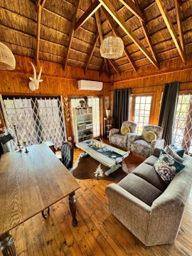 Kruger National Park South Accommodation at Vuurvliegie en Sonbesie | Viya