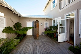 Overberg Accommodation at Vivere Holiday House | Viya