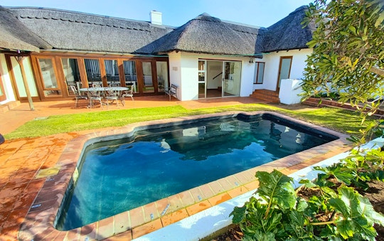 Hermanus Accommodation at  | Viya