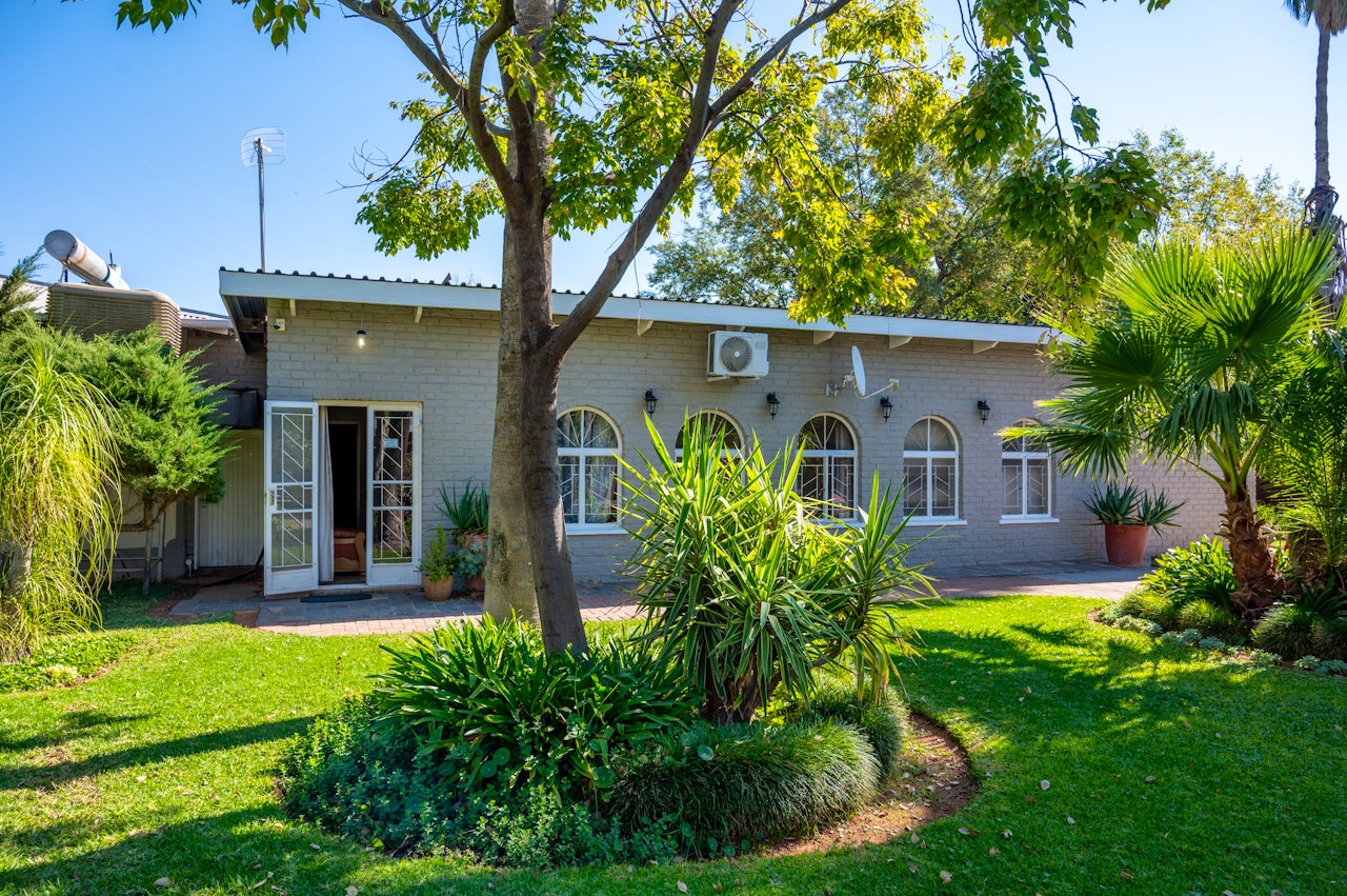 Karoo Accommodation at  | Viya