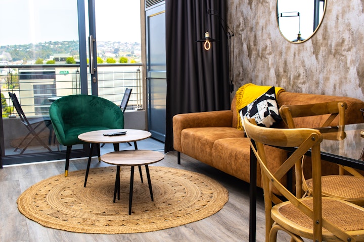 Pretoria Accommodation at Menlyn Marble Print Apartment | Viya