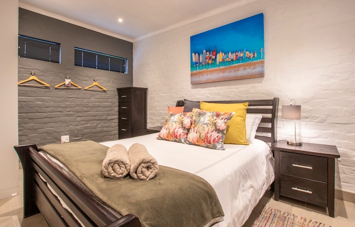 Cape Town Accommodation at Sunset Bay Studio Flat | Viya