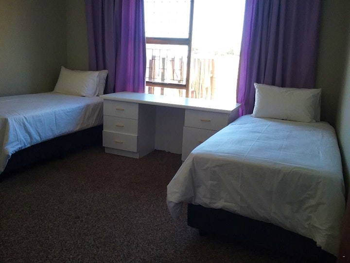 Western Cape Accommodation at Tisha Llama Self-catering | Viya