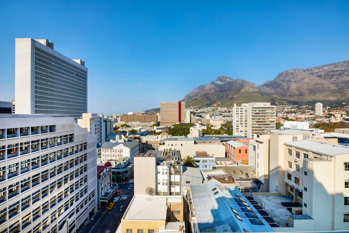 Cape Town Accommodation at Table Mountain Apartment 1108 | Viya