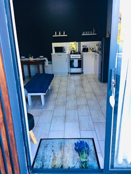 Overberg Accommodation at Happy Daze Self-catering | Viya