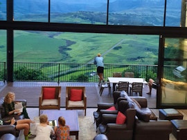 Drakensberg Accommodation at Drakenzicht Main House & Cottage | Viya