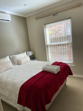 Southern Suburbs Accommodation at Kenilworth Down | Viya