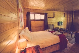 Lowveld Accommodation at Pygmy Log Cabin | Viya