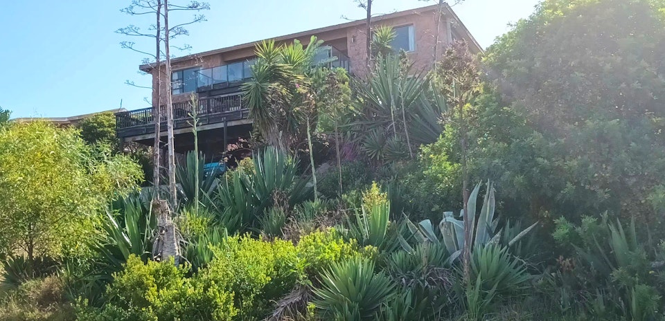 Jeffreys Bay Accommodation at  | Viya