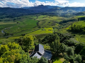 Drakensberg Accommodation at Drakenzicht Main House & Cottage | Viya