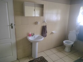 North West Accommodation at 19 Wawiel Gastehuis | Viya