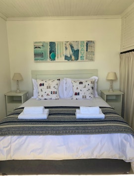 Struisbaai Accommodation at Shoreline Cottage | Viya