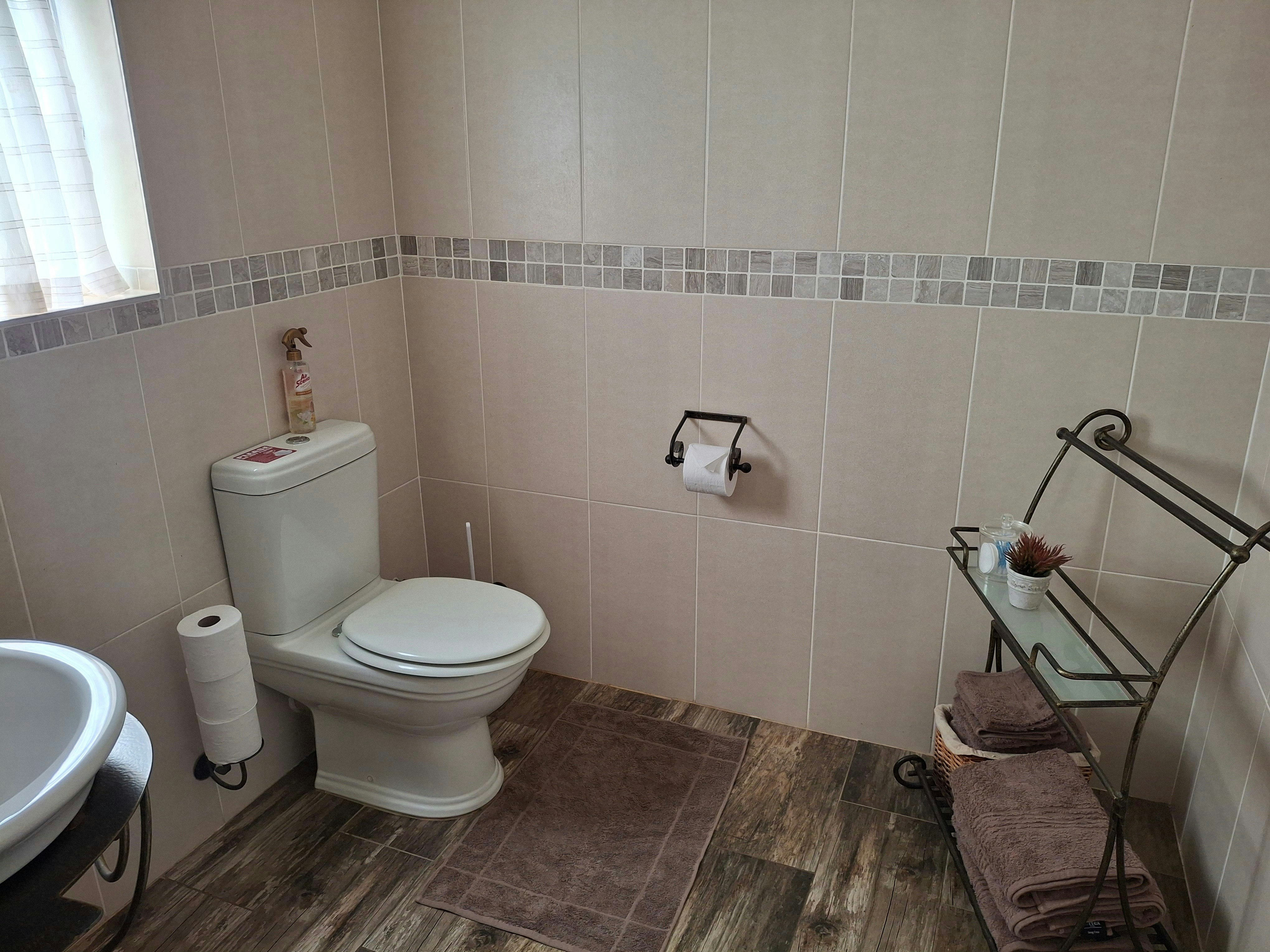 Cottage on Long image no 15 of 23