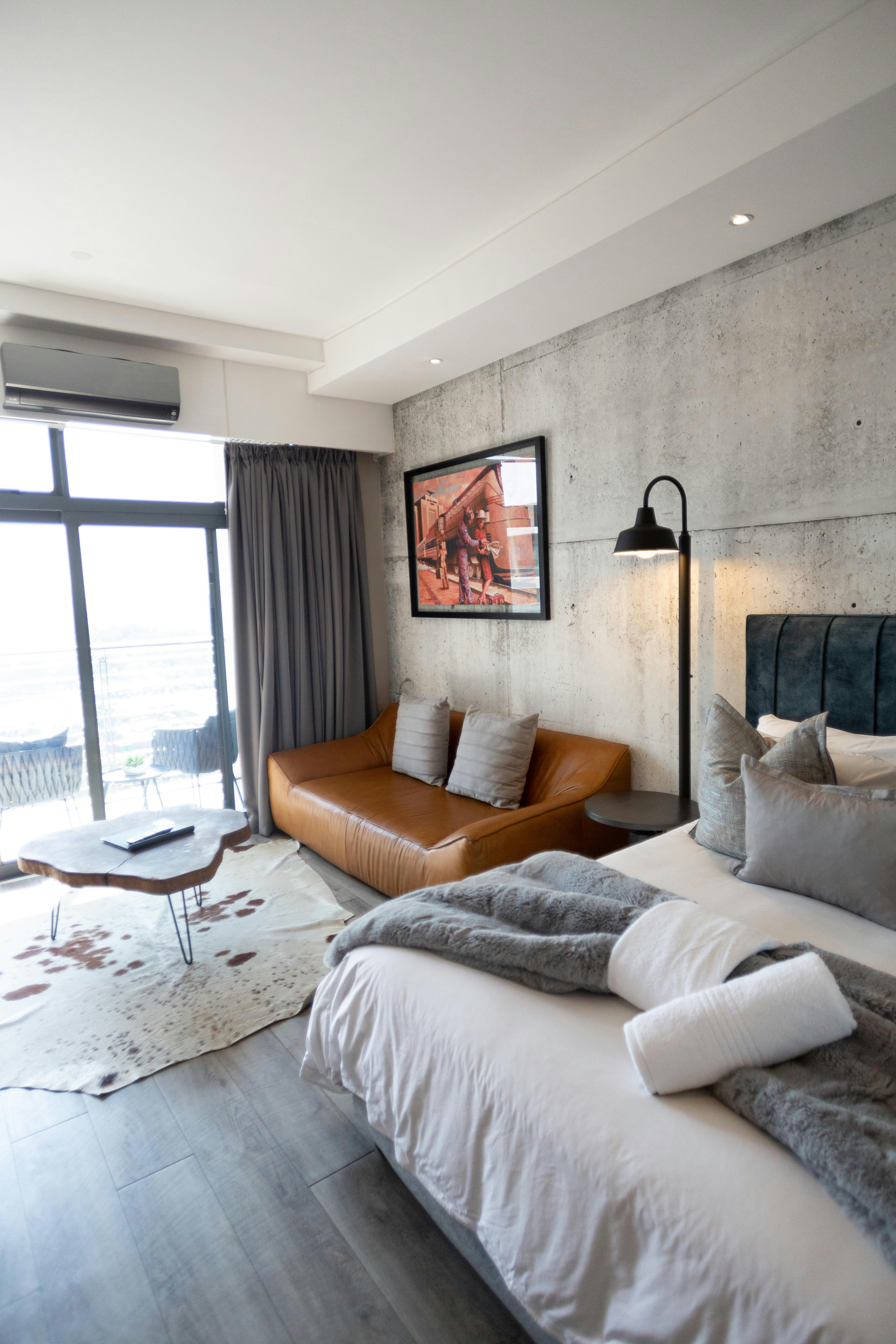 Trilogy Luxury Suites - Apartment 1101 image no 2 of 22