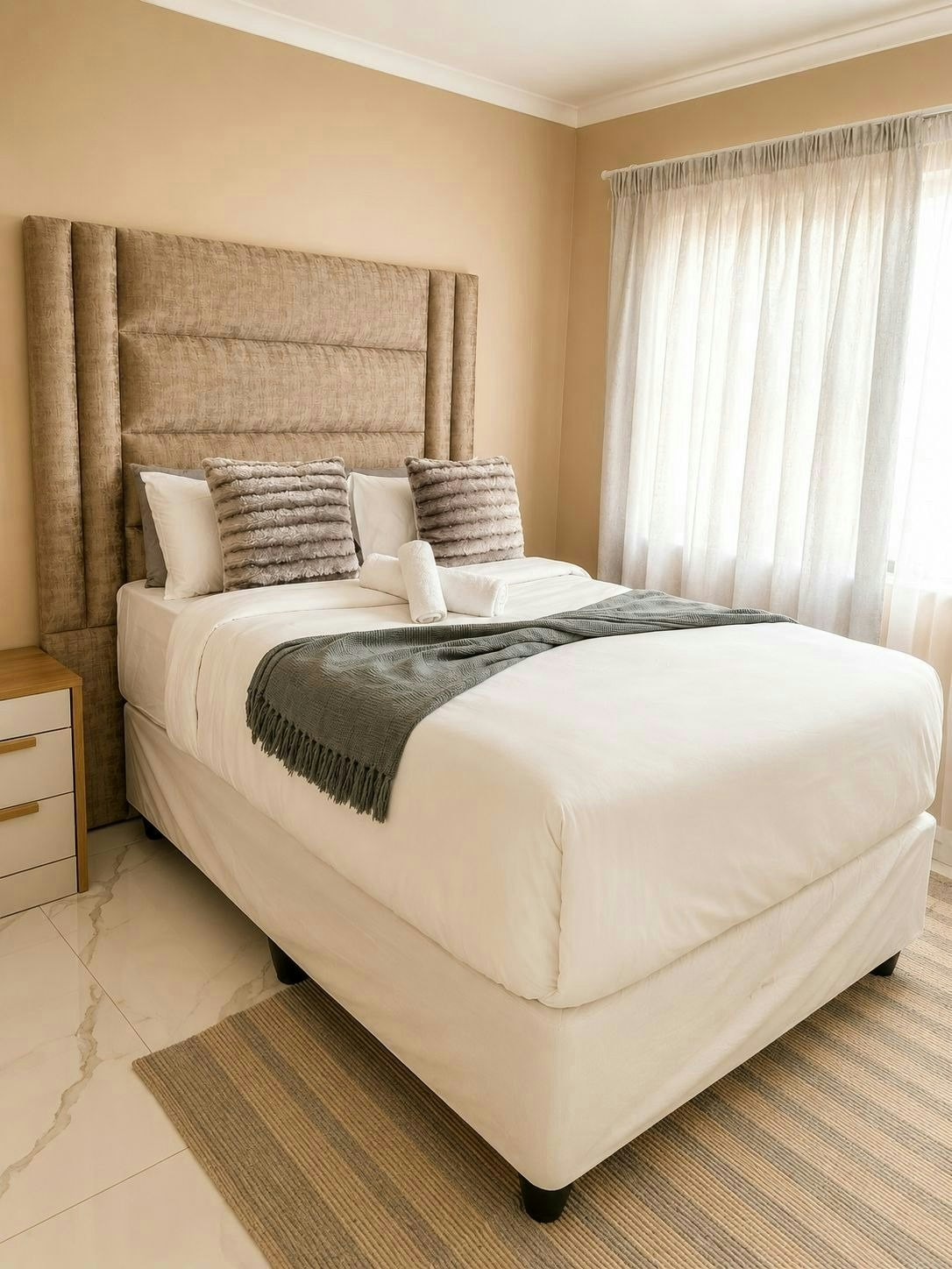 Menlyn Luxe Suite image no 4 of 15