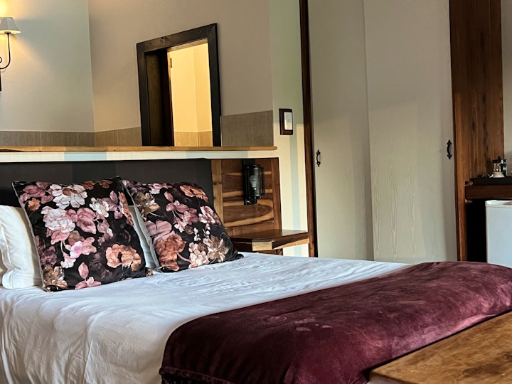 Drakensberg Accommodation at Malachite Manor | Viya
