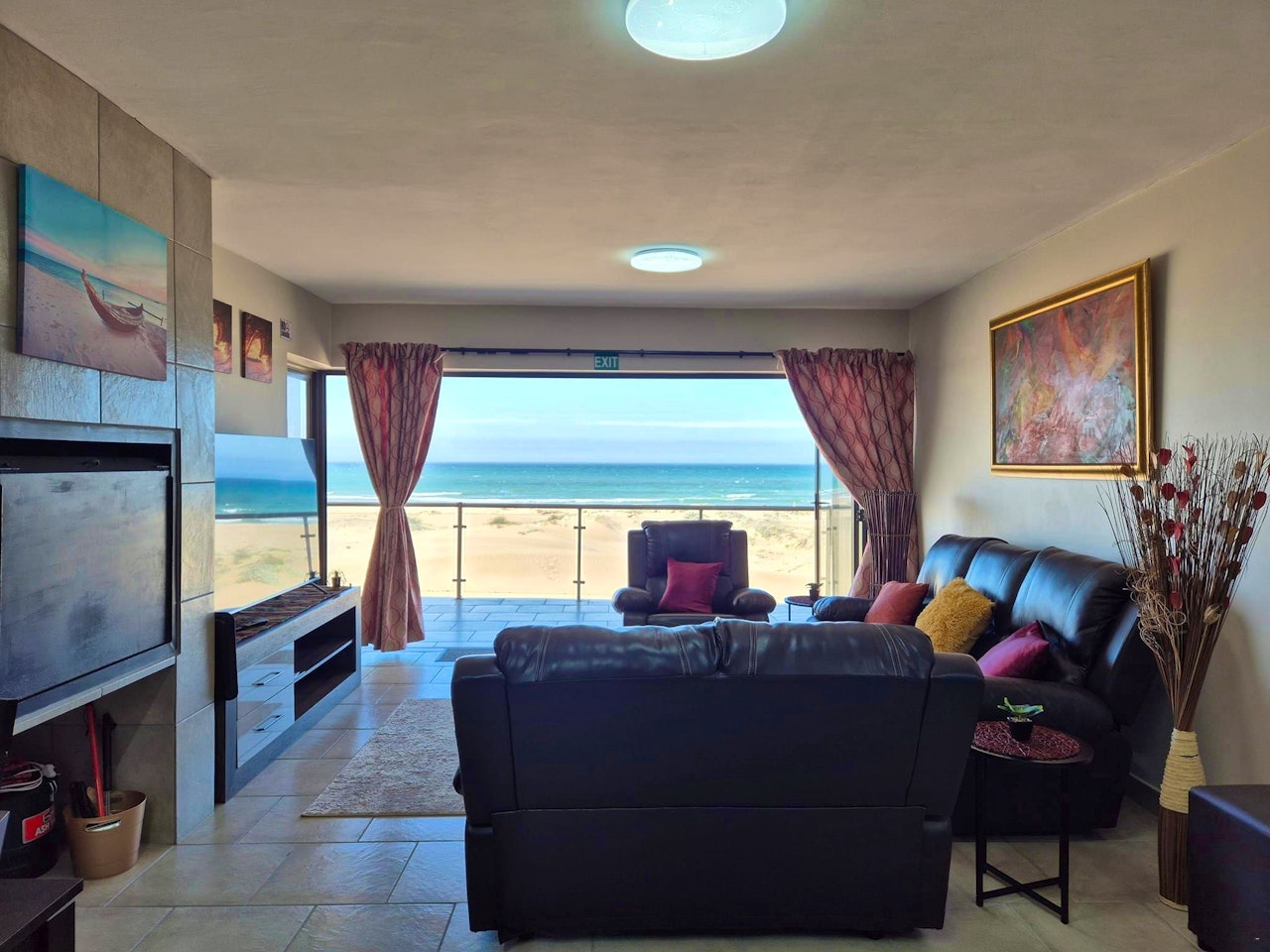 Jeffreys Bay Accommodation at  | Viya