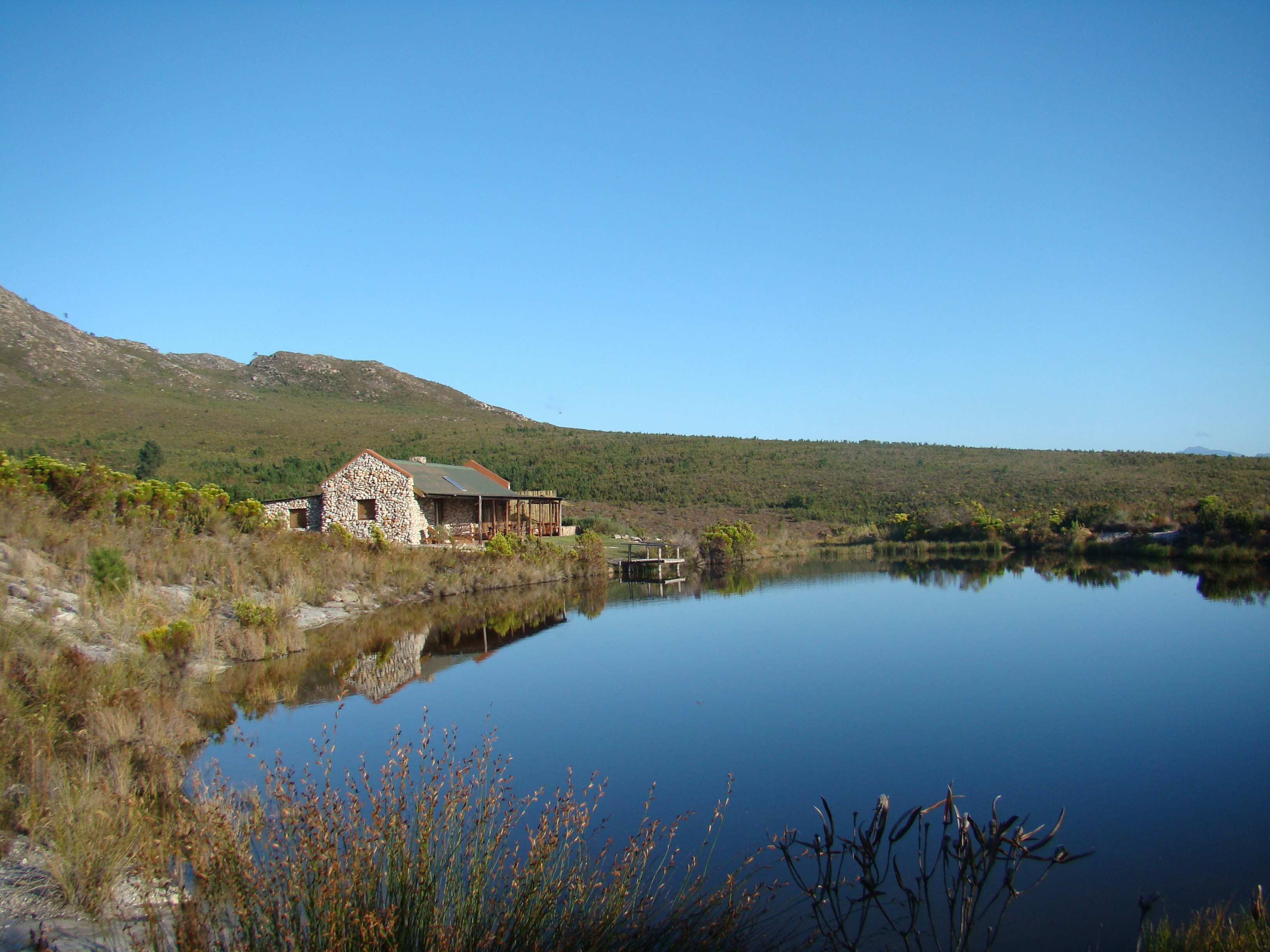 Black Eagle Lodges - The Lodge | LekkeSlaap