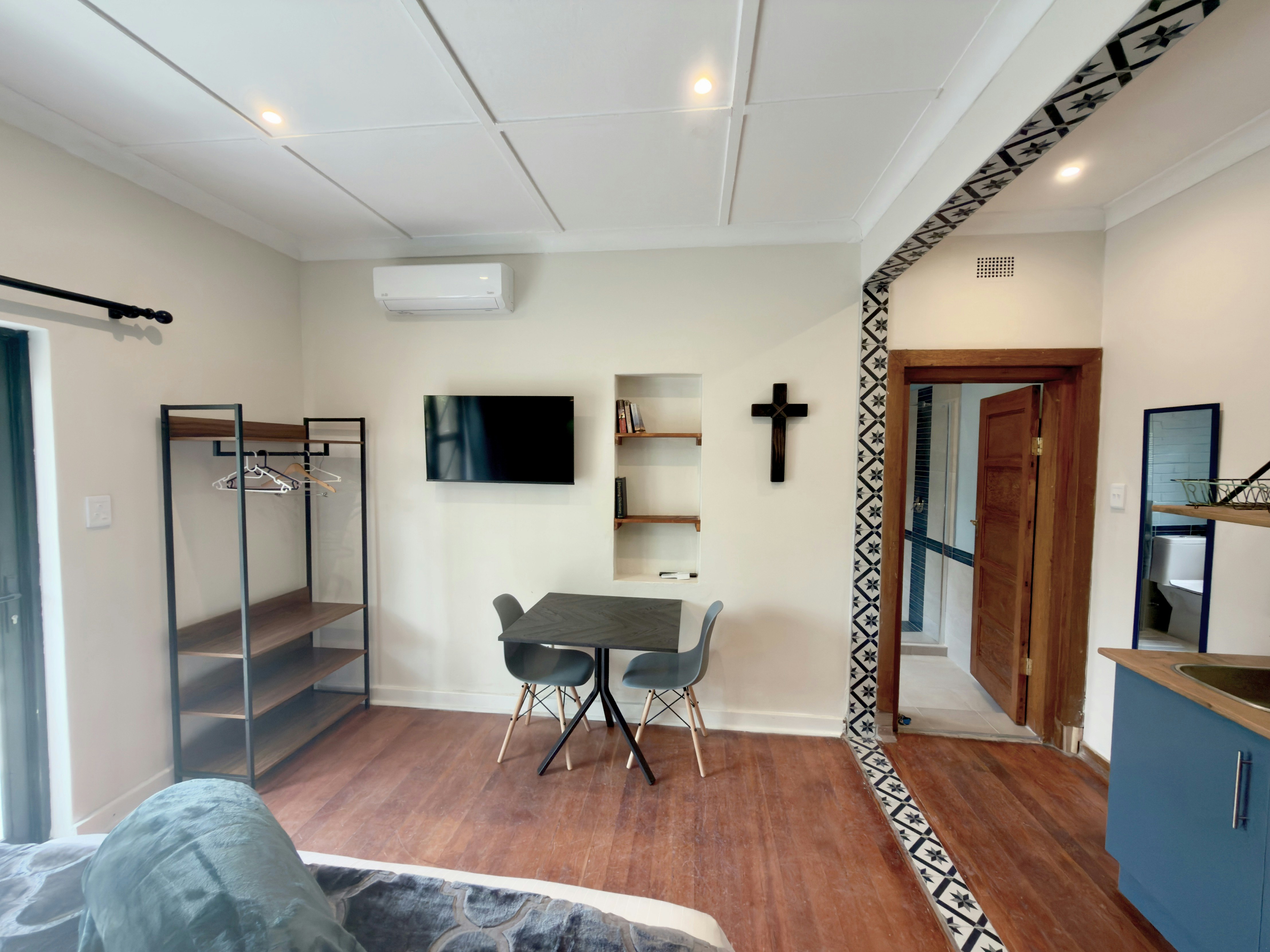 Amberaine Guest Lodge image no 5 of 18